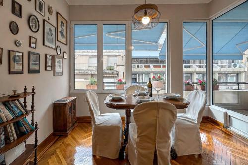 Vintage Kolonaki Luxury Penthouse Suite