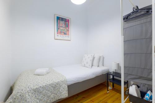 Vita Portucale ! Lisbon Downtown 3BR with Balcony