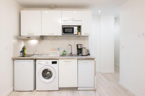 One bedroom apartment with AC - Part Dieu