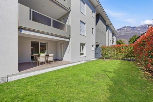 ASCONA GIARDINO FELICE Familienfreundliche Ferienwohnung mit 240m2 eigenem Garten & Klimaanlage