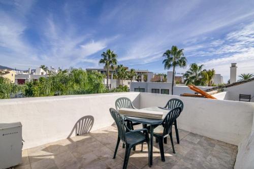 Elegant Holiday Home with Pool and Terrace Marbella Area