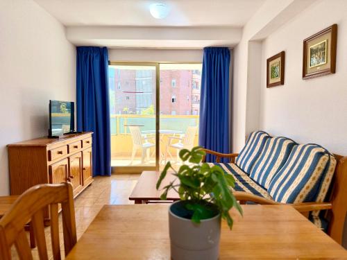 Spacious Apartment in Torre Gerona near Levante Beach & Nightlife