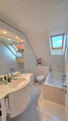 Bany a 2BR Appart confortable - Fast WiFi - Swiss Tech - EPFL - la RTS - l'UNIL - parking