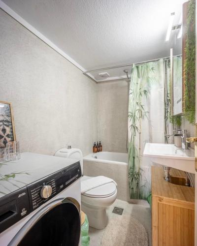 NIRA Urban Nest Living