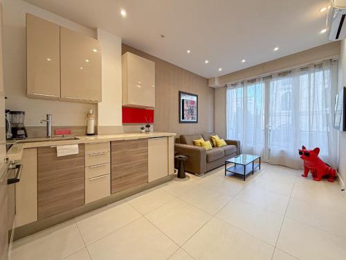 ANGERS 1 Bed - ID109