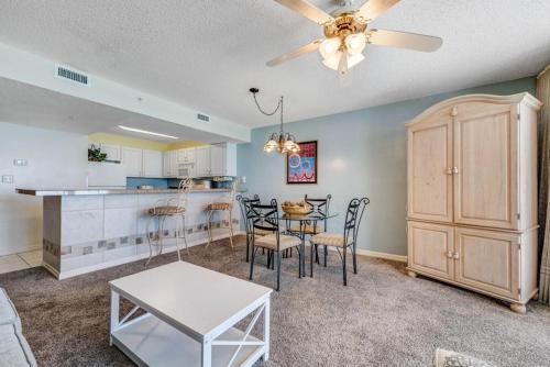 Pelican Beach Resort 1409 photo 10