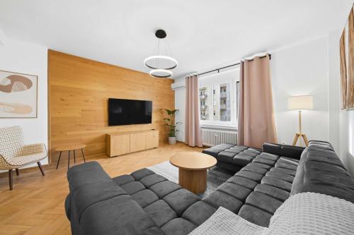 Central Brightside Suites - Up to 6 guests