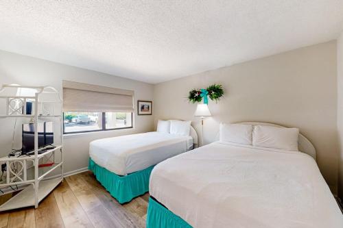Edgewater Golf Villas #1506 photo 20