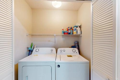Edgewater Golf Villas #1506 photo 22