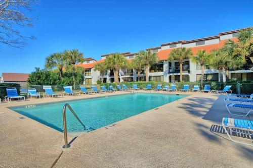 Edgewater Golf Villas #1506 photo 17