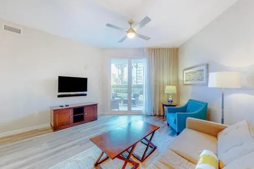 Palms of Destin 1103 photo 1