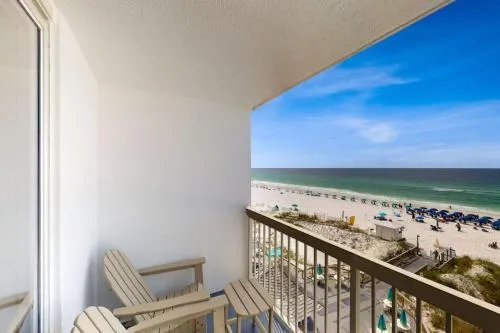 Pelican Beach Resort 502 photo 1
