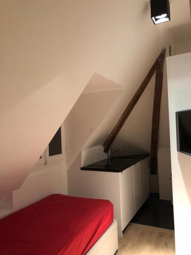 Small studio in the middle of Saint-Germain