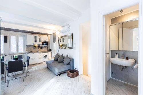 Monti Terrace by Rental in Rome