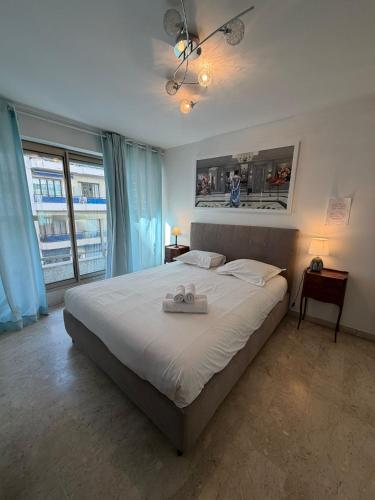 MASSENET VIEW AP4168 Nice, by Riviera Holiday Homes