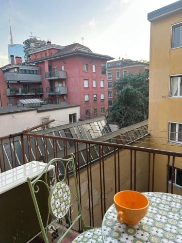 ISOLA - Design flat near Bosco Verticale