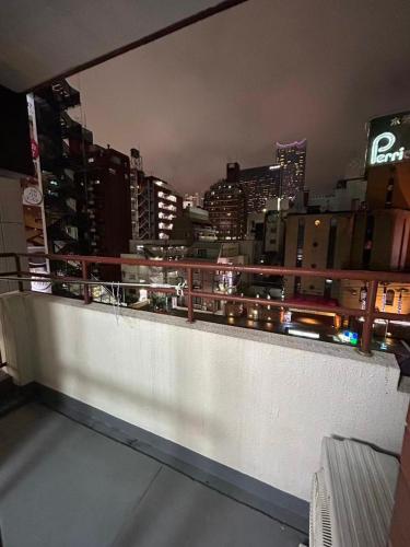 Shinjuku Kabukicho#Shinjuku Center新宿中心地带 著名歌舞伎町#车站步行3分#24小时保安#高速无限制网络#带室内洗衣机4X2