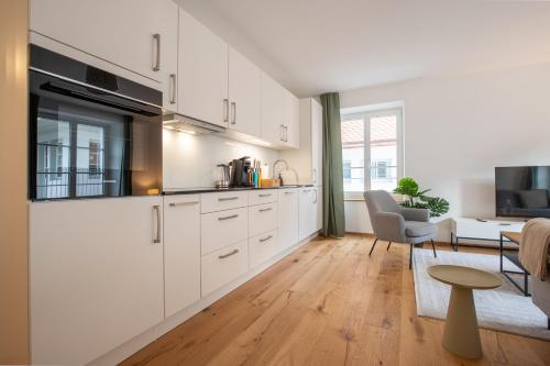 Modern Apartment in Central Basel near Rhine - Special TOP LUX 12 Apartment, up to 4 guests