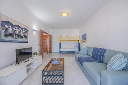 XL Balcony - Panoramic Views - Close to Center