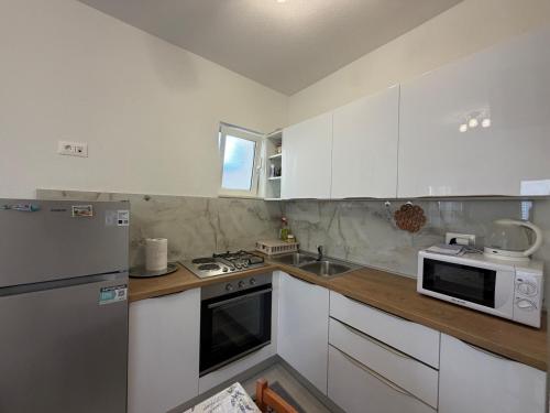 White Hill Studio-Apartments