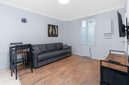 Chic Studio Near Arc de Triomphe