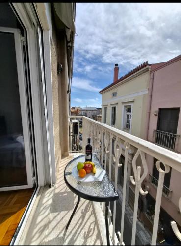 Plaka Luxury Apartment