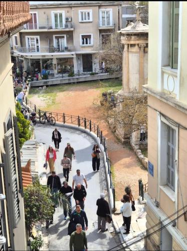 Plaka Luxury Apartment