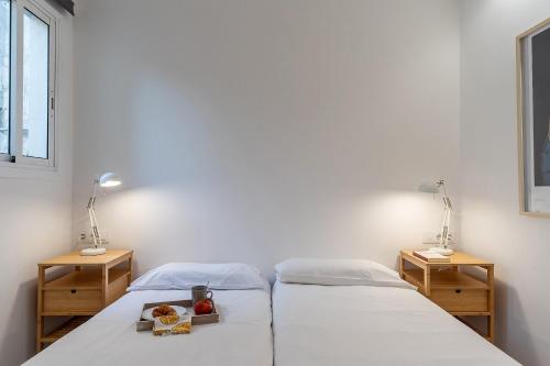 4071 - AB Centric Apartment in Raval