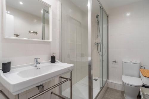 4071 - AB Centric Apartment in Raval