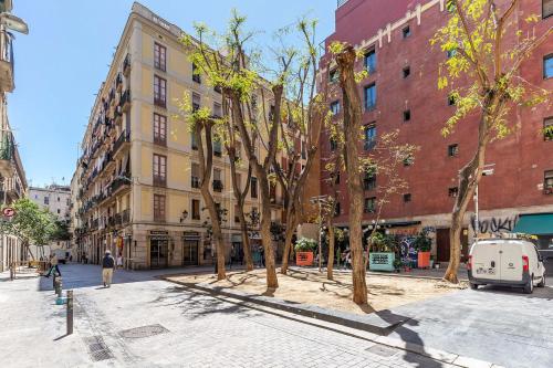 4071 - AB Centric Apartment in Raval