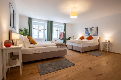 Spacious Apartment in Central Basel near Rhine - Special TOP LUX 14 Apartment, Basel, up to 8 guests