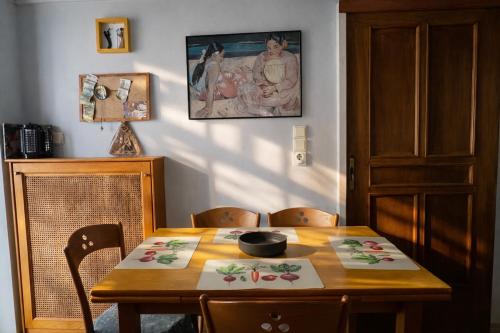 Sunny Terrace Sea View Apt in Piraeus by ΜΡS
