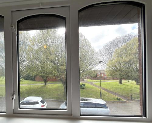 Modern 2BR Near City Centre -free Parking-Garden 6-8 photo 19