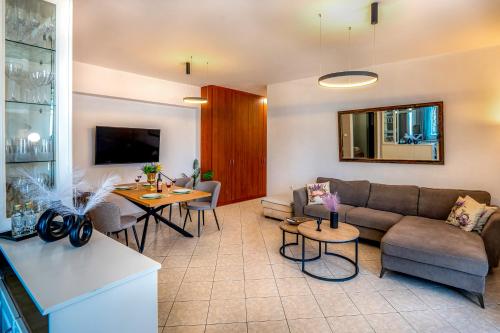 Casa Di Aspa-Serene Escape with Pool near town
