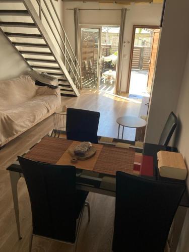 Beach house by the sea in Limassol center