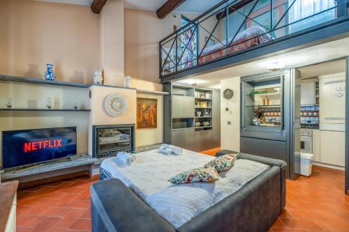 Duomo Prestige Suite - Historic Stay in Milan