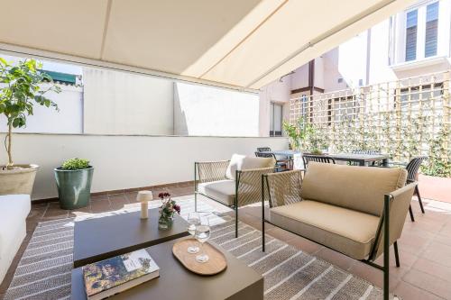 Edmond Vibes Plaza de España Suites photo 66