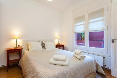 Filmoteca Sarria 1- wifi quiet bright comfi