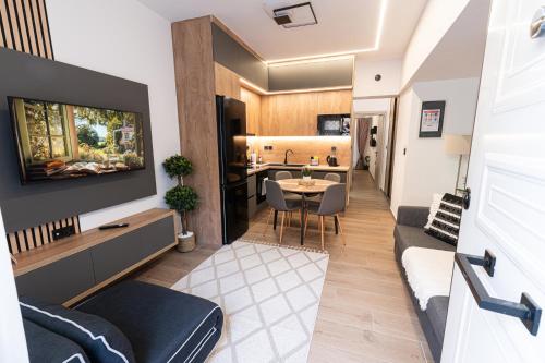 Nadia studio 1