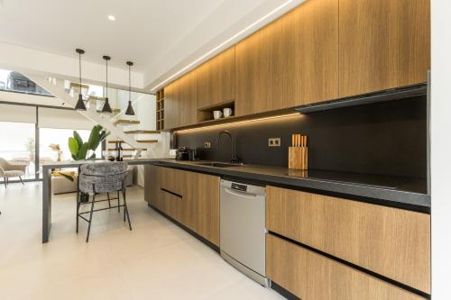 Raise Kallithea Elegant Penthouse