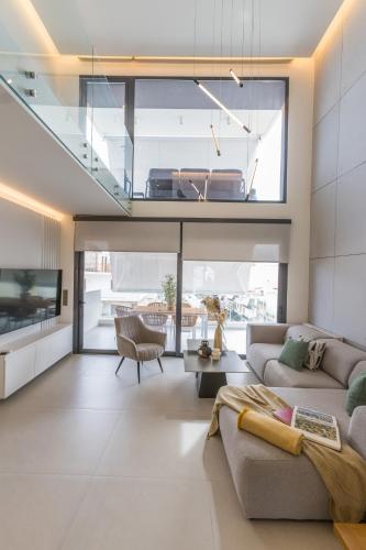 Raise Kallithea Elegant Penthouse