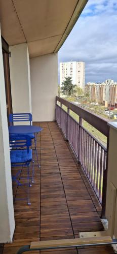 4 bedrooms - 2 bathrooms - Parking and balcony