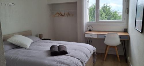 4 bedrooms - 2 bathrooms - Parking and balcony