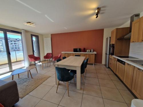 Appartement centre-ville parking - 6 pers.