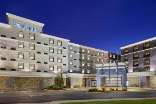 a rendering of the front of a hotel at DoubleTree by Hilton Salisbury in Salisbury