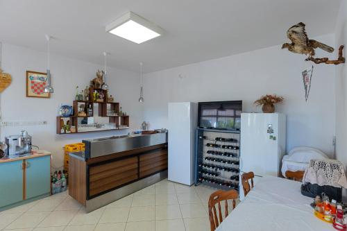 Tinka, Zimmer No 9