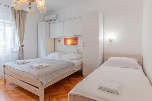 Tinka, Zimmer No 3