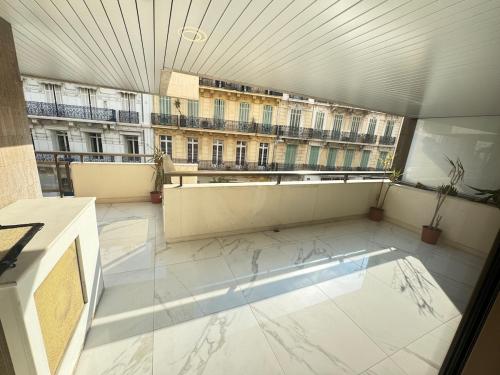 Stunning 3 bedrooms with terrace in Gray d'Albion