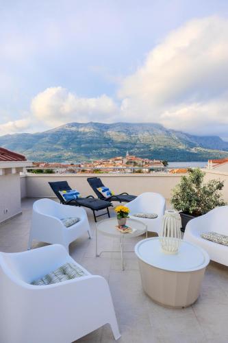 Capello- NEW apartment with a Old Town view