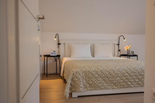 Capello- NEW apartment with a Old Town view
